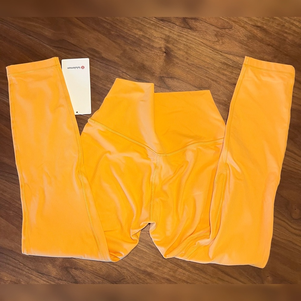 Lululemon Align Ribbed HR pant 25” size 6